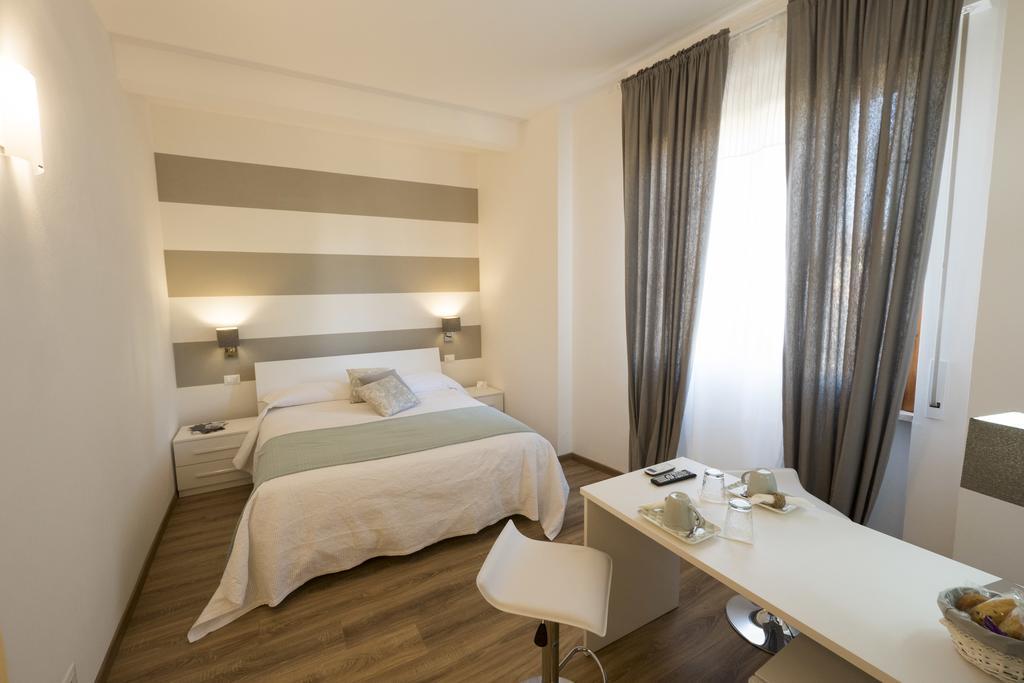 Suite Simonetta Sarzana Exterior photo